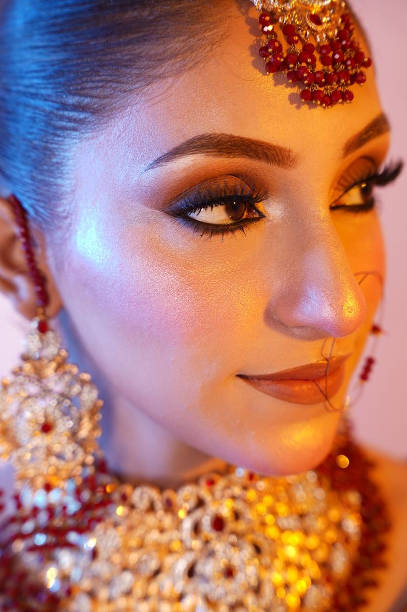 Eye and lash detail